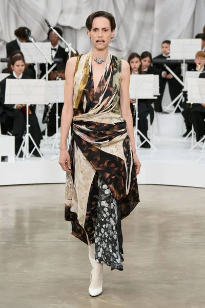 Look 39